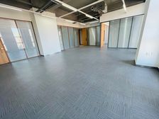 浑南地铁口 精装3组隔断 含发票 节前租赠送两个月免租期