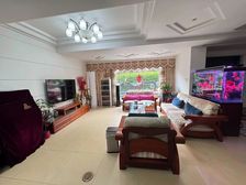 (别墅)有天有地 花园大,可以带刀看房