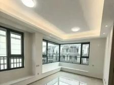 长阳地铁品质新房洋房 精妆3居室 客厅三面采光 双卫实拍!