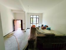 英郡别苑 新出联排 南进门 位置好三不靠 价格可议 看房随时