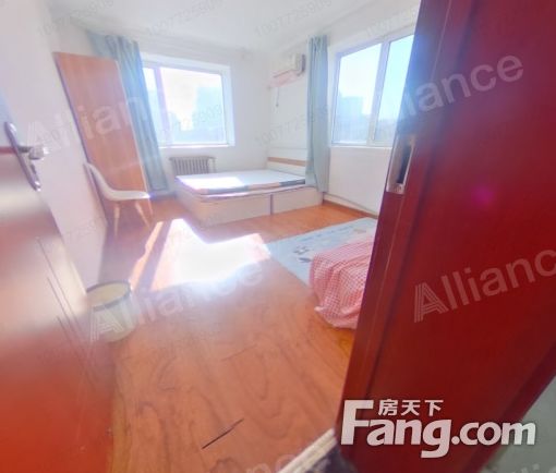 河东上杭路精装两室 南向高层 2000元/月押一付三