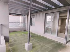 东兴旁 上下两层大顶复 带车位 大露台 急售!!