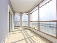 加州水郡东区 268平4居 南北向毛坯 着急出售