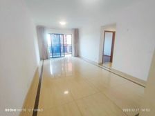 与深圳一路之隔 奥园1区精装三房两卫 看高尔夫景观 位置安静