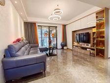 海德琥珀台四房双套间 次新小区 中间楼层 近地铁 保养好