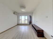 万科金色海蓉一期 户型方正,楼层采光好,看湖景,视野不错。