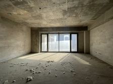 117已复工,总价合适。户型好。大宽厅,大阳台。