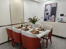 经开学校对面, 3室2厅2卫 现房,5200一平