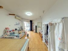 国际花园 近地铁、交通便利!中高楼层,采光日照充足