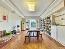 翔宇花园 客厅朝南,通透,中庭位置,主卧带阳台带休闲厅