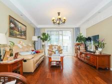 宝藏位置!一梯两户,得房率高达百分之九十,房东诚意出售带车位