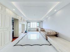 买房O收费 京贸国际公馆东区115.65平3居室 诚意急售