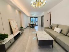 万象郡4期峯汇 128平4居 南北向精装修 安静不临街