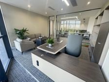 琶洲南 海珠立方 单价45带家具新装修 拎包办公