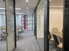 天潼路 中信广场195平业主全新装修配家具 随时可看