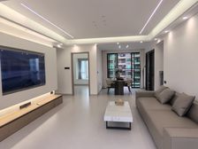 鼎威花园旁 香泉丽都 118平3居 南北向 全新装修未住过