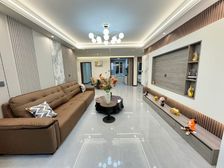 莲池客运中心122平精装三居 南北通透中层 仅58.8万