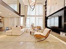 8号线晓港站 复式三房有红本 可租4200 来电可看房