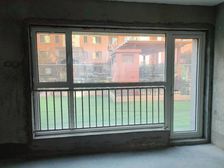 房主送装修,多层一楼带院子看房子方便价格可商量