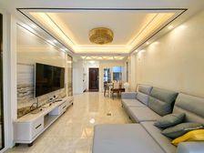 岳峰一区 靠 满二年 自住豪装 高层