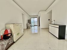 三水中心 保利物业 来电看房 精装三房 送车位 急售