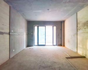 零公摊 洋湖正地铁口复式洋房 得房率200% 旷远18克拉