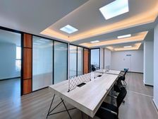 东盟地铁口,财富国际广场185平带家具,仅租35块,先到先得