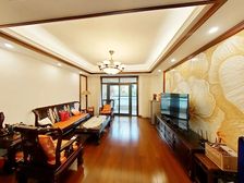 交大总部 保利湖畔洋房 精装南北通;拎包住 带车位