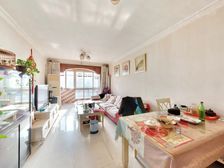 观音寺南里 2室1厅 88.68平 客厅朝南宽敞明亮大落地窗