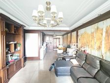 七彩云南第壹城,精装四房,全屋实木家具,带家具带车位出售