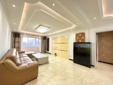 枫林花溪小高层 南北向好户型,标准三室,南向客厅精装修 ,