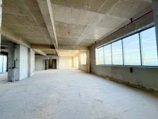 山海湾8号 头排别墅级大平层 带游泳池 在昆明你能找出几套