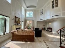 外环内中环旁 三轨交界地铁口 大花园独栋别墅 低价五百万急卖