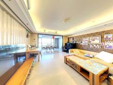 金融世家 3室2厅 184平