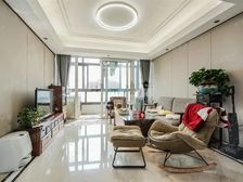 稀缺四房,景观楼层,业主诚意出售,价格好谈,不靠马路