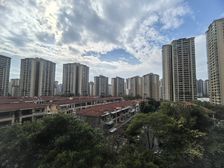急售雅居乐君悦超靓头排看别墅大四房中高层视野光线好随时看房