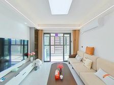 (婚装全新未住人)可观湖东夜景。全南户型。中楼层。随时看房