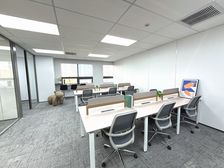 西湖国际科技/古翠路写字楼出租!地铁上盖!精装修!免中介费!