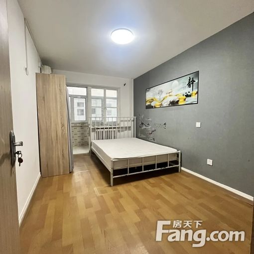 669沿线 鑫隆市场对面 精装主卧 干净舒适 交通便利