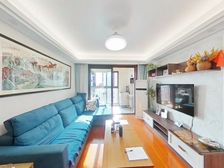 小区 位置,远香湖公园0距离,出行方便,看房有密码!