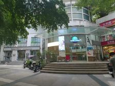 福田独栋商铺 业主抛售 面积4500平方 带泳池和网球场