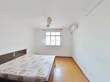 交通便利 近地铁 双 购物方便 楼层好 超低密度