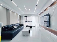 大营 铁口益田旁中大国际全新精装带地暖4室2卫关门卖可贷款