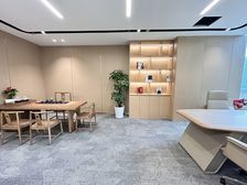 江北嘴核心!361㎡甲级写字楼 4室全采光+茶水区 配套拉满