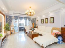 325 独门独户 八方小区C区 居家精装50万中央空调暖气