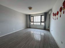 长城北大街 清山公爵城 简装大三居 中间好楼层 大社区环境好