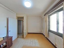 电梯房,METR 旁,低总价,业主诚心出售,有钥匙