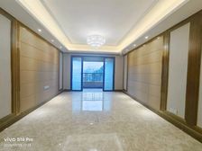 新世界麓院洋房 改善好居住 产权清晰 车位充足 近地铁