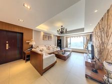 天合凯旋城 5室1厅 195.4平