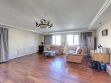 日华里 3室1厅 159.83平